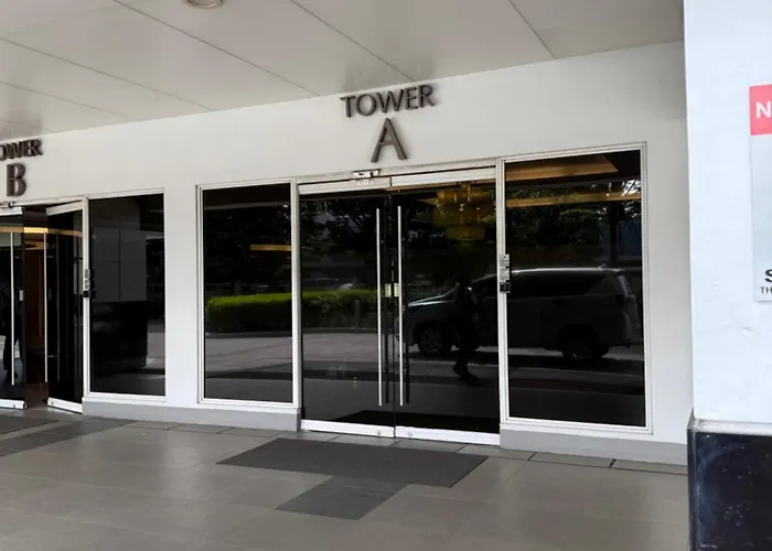 Shell Residences Near Moa And Naia - Zeth & Aiza *